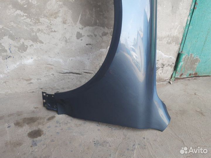 Крыло переднее левое Volkswagen Touareg 1