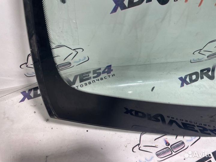 Стекло лобовое Mercedes-Benz C-Class W204 рестайл