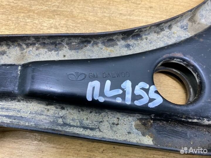 Рычаг подвески передний левый Chevrolet Lacetti