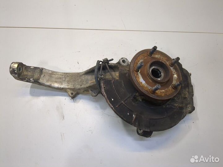 Ступица (кулак, цапфа) Jeep Commander, 2006