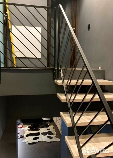 Перила деревянные для лестниц