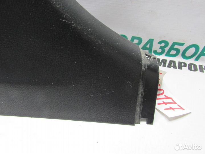 Обшивка стойки для Nissan Primera 3 2002-2008г