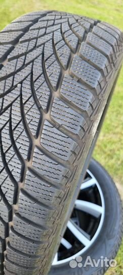 Шины (липучка) goodyear на дисках skad онтарио R17