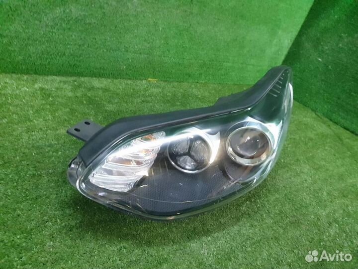 Фара левая Kia Sportage