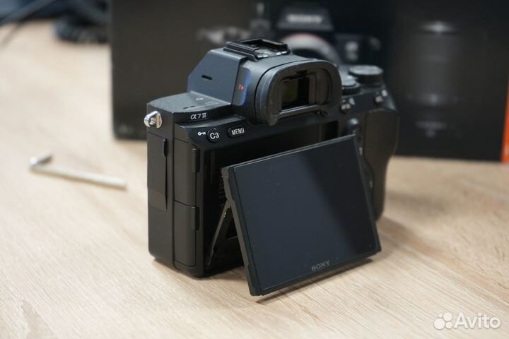 Фотоаппарат Sony A7iii Body