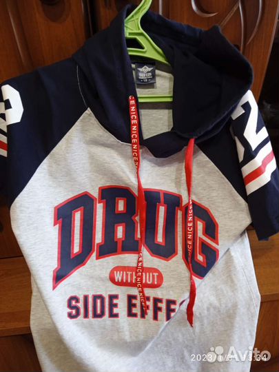 Футболка с капюшон для мальчика 146