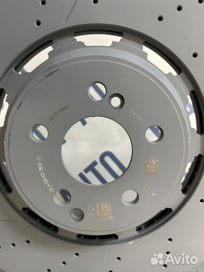 Тормозной диск на S класс 6.3 AMG