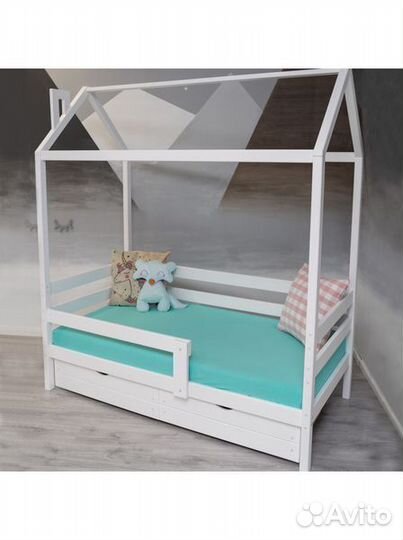 Кроватка детская высокий борт из натурального дере