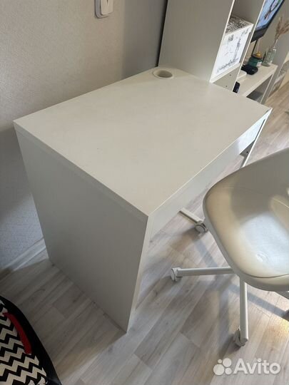 Стол и стул