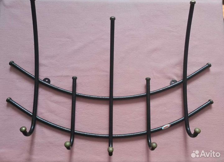 Вешалка в прихожую