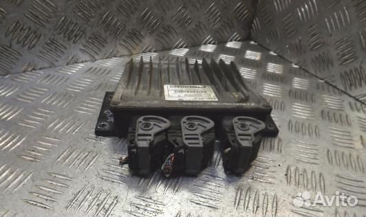Блок управления двс renault modus 1 (GBN04PC01)