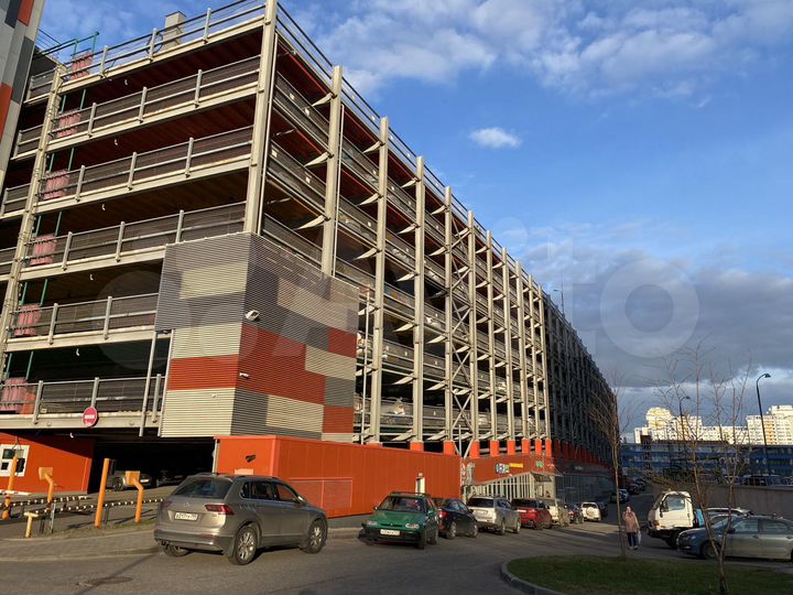 Машиноместо, 13 м²