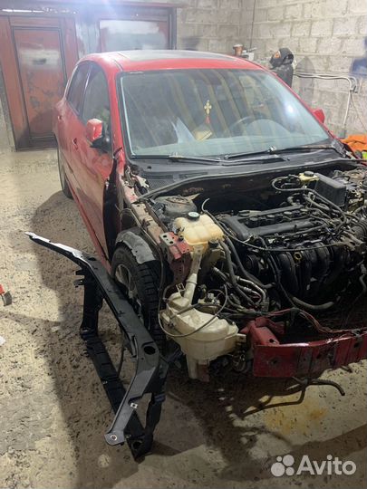 Mazda 3 2.0 МТ, 2005, битый, 217 000 км