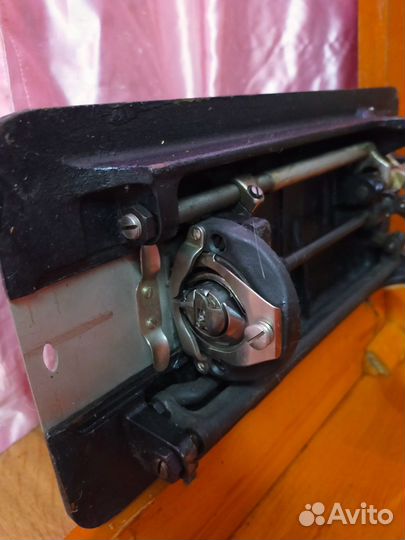 Ручная швейная машина 
