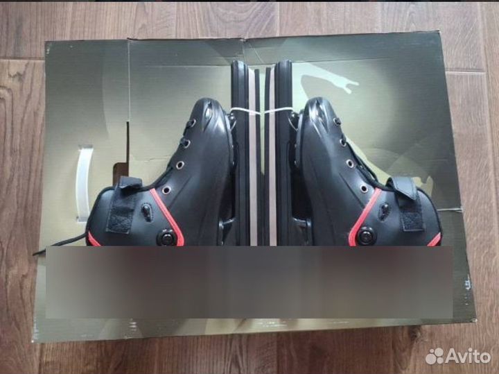 Продам коньки новые, утепленные