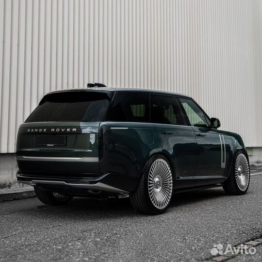 Кованые диски R22 на Range Rover