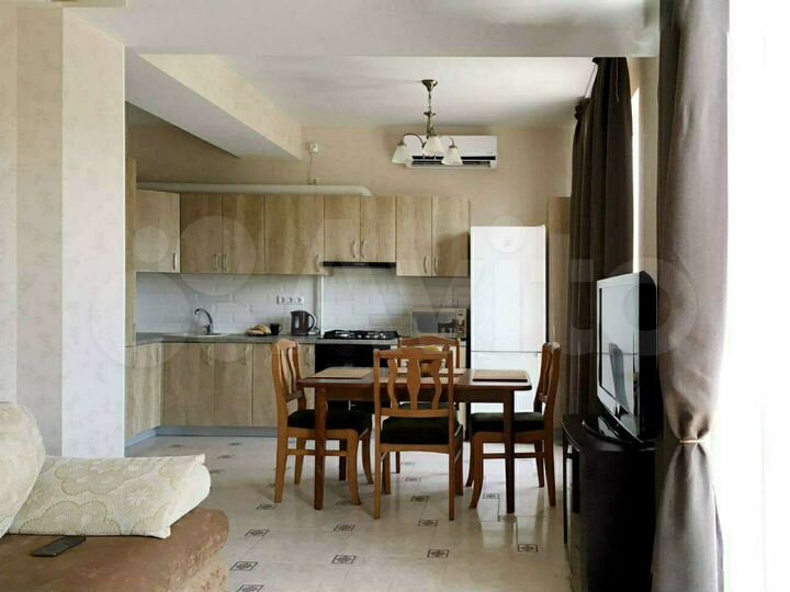 2-к. квартира, 40 м², 4/6 эт.