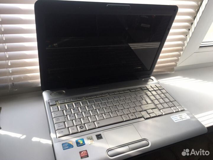 Ноутбук Toshiba satellite l500 1WP