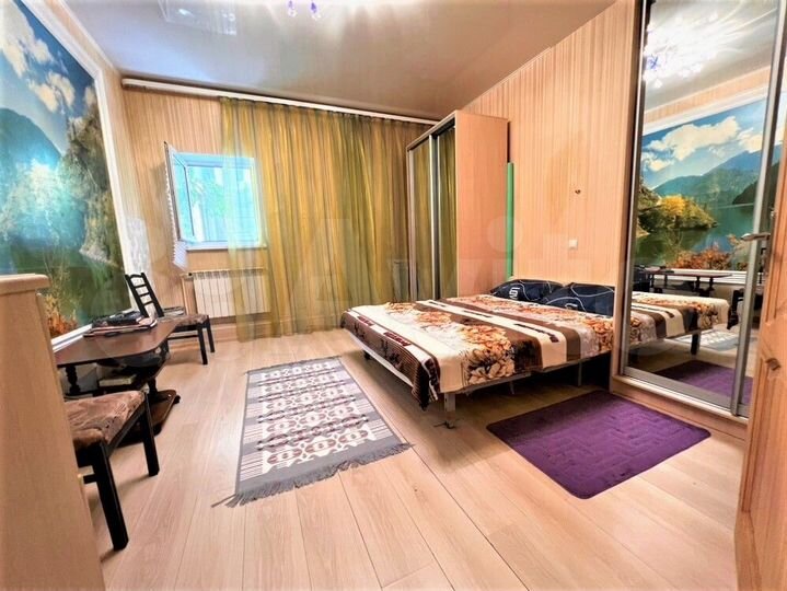 2-к. квартира, 67 м², 1/3 эт.