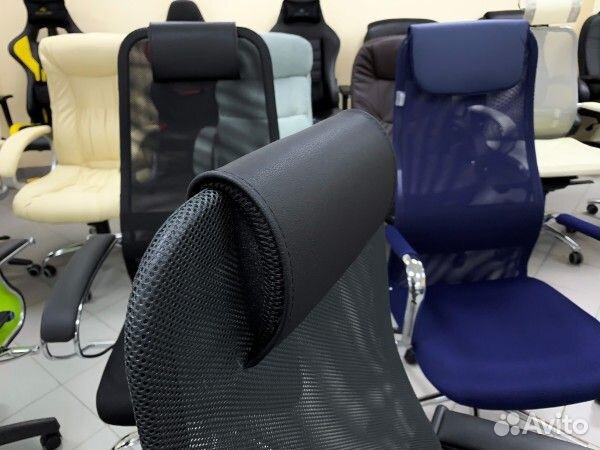 Компьютерное кресло SU-130-8 офисное кресло