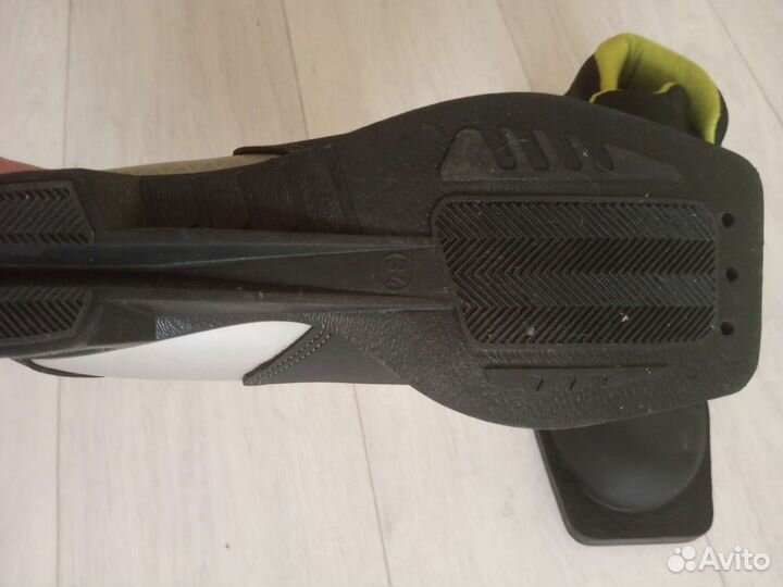 Беговые лыжи