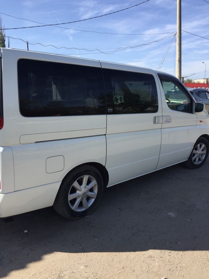Nissan Elgrand: фото владельца