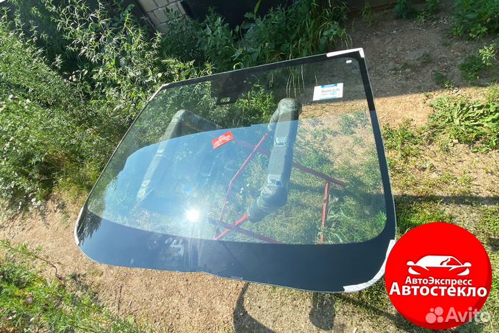 Лобовое стекло Mazda 6