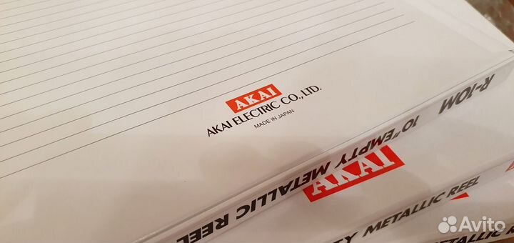 Коробка под 27 катушку. akai R-10M