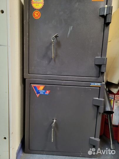 Сейфы для дома и офиса