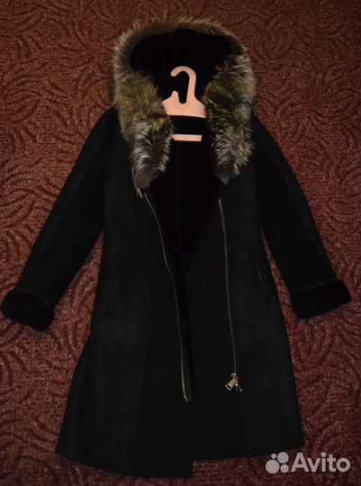 Дубленка женская с капюшоном
