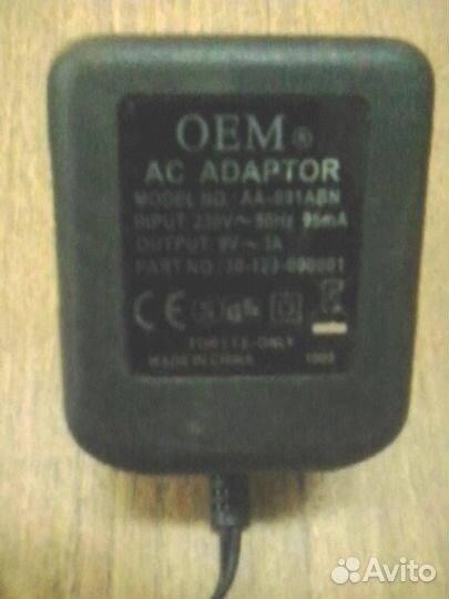 Блок питания 9 Вольт