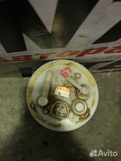 Насос топливный Mitsubishi Lancer 9