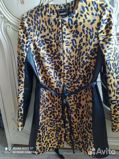 Новое пальто-плащ