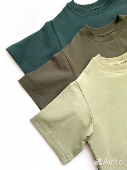 Набор футболок для мальчиков. Однотонные футболки