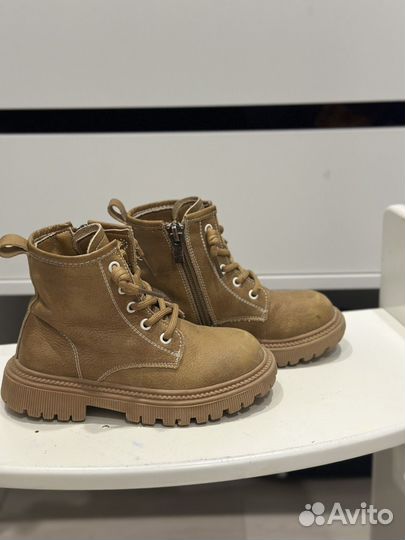 Ботинки для девочки