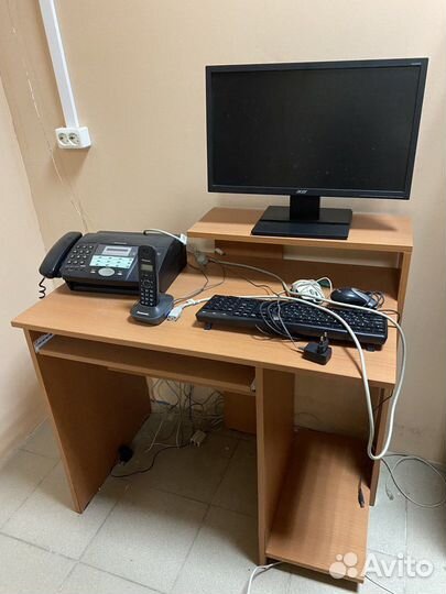 Компьютерный стол