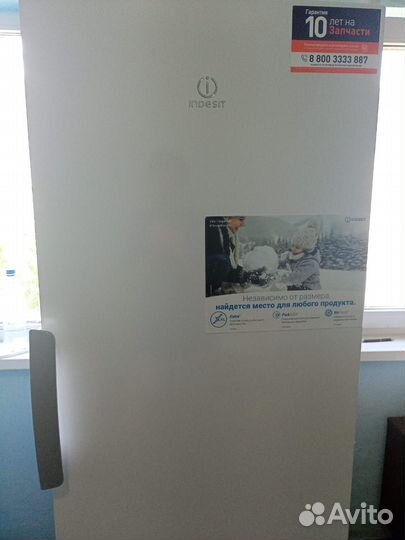 Морозильная камера Indesit ITU 1175 (No Frost)
