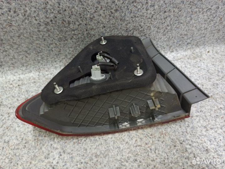 Фонарь правый Honda Civic 4D 2007