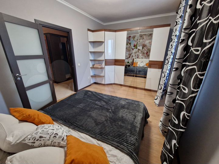 2-к. квартира, 70 м², 7/9 эт.