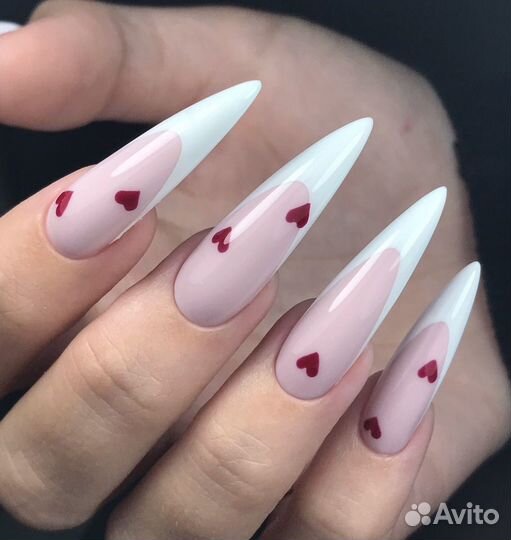 Маникюр, педикюр, наращивание ногтей