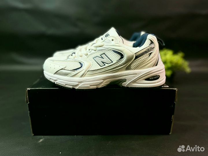 Кроссовки New Balance легкие