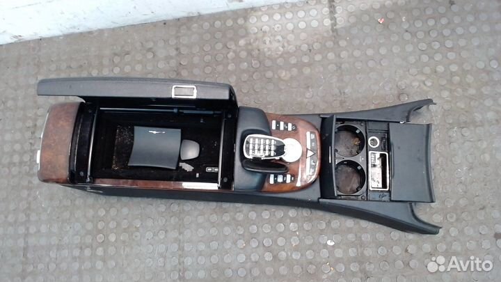 Консоль салона Mercedes S W221, 2008