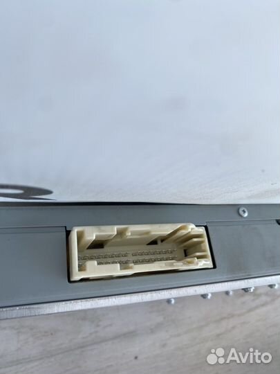 Lexus RX4 Усилитель звука