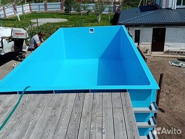 Пластиковый бассейн