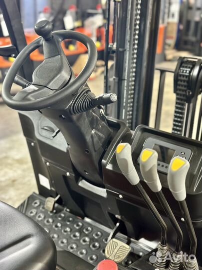 Аренда вилочных погрузчиков