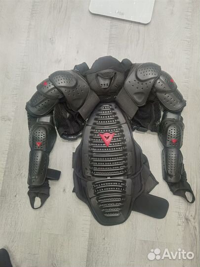 Dainese мото черепаха (защита тела)