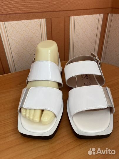 Босоножки р.36 Baden. Нат.кожа. Новые