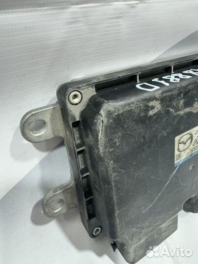 Блок управления двс (эбу) Mazda LF5J18881D