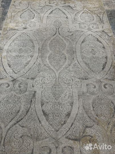 Ковёр турецкий б/у 160 на 2м