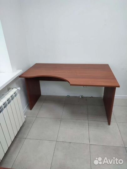 Столы, стулья, офисная мебель